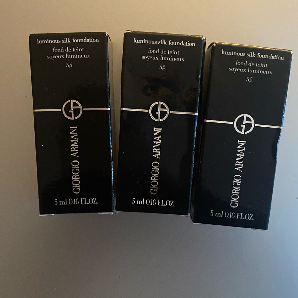 Giorgio Armani Black Foundation Makeup
